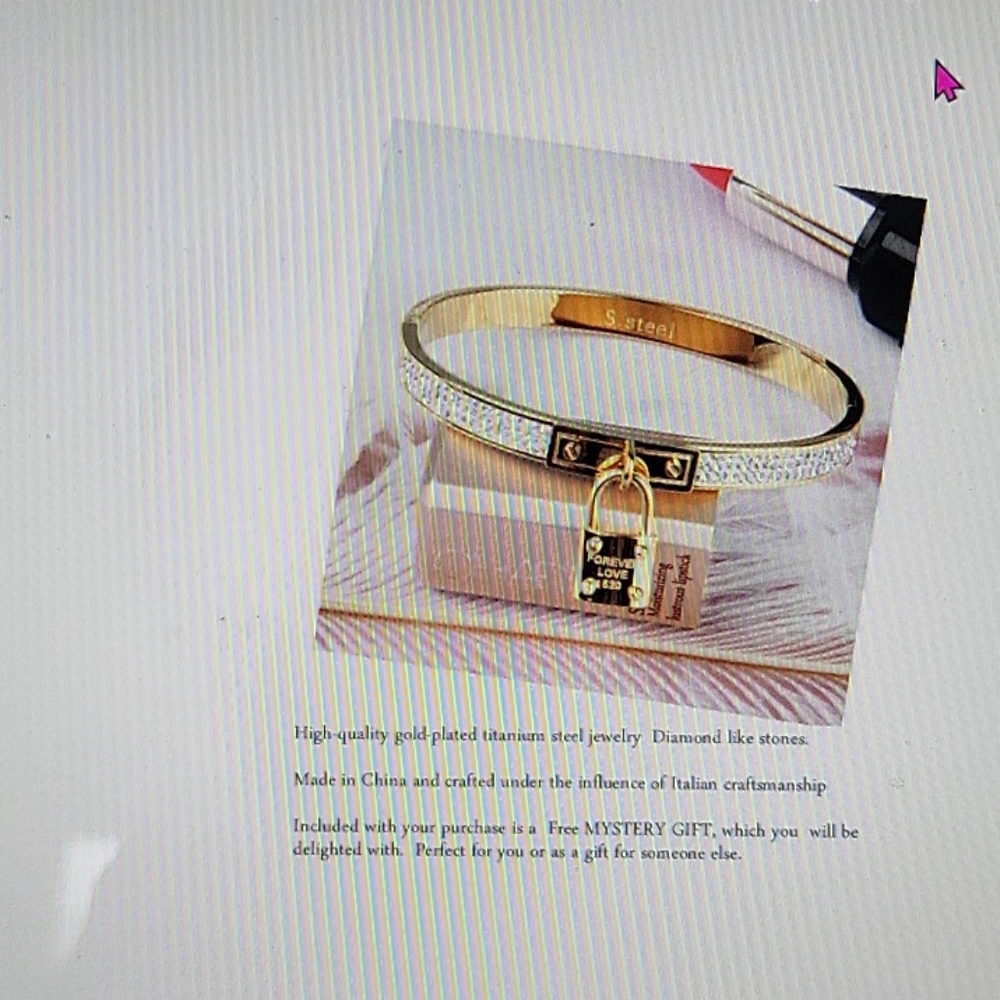 Fashionable Bracelet